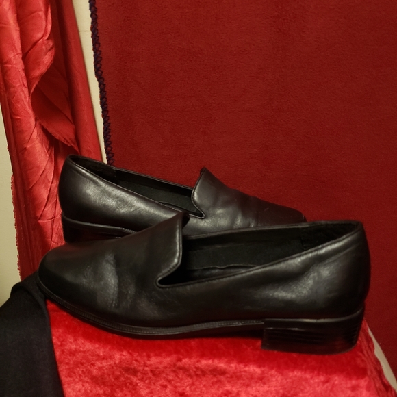 VICTORIA SPENCER-"AUSTIN"-BLACK LEATHER SLIP ON LOAFER/Sz. - Picture 3 of 7
